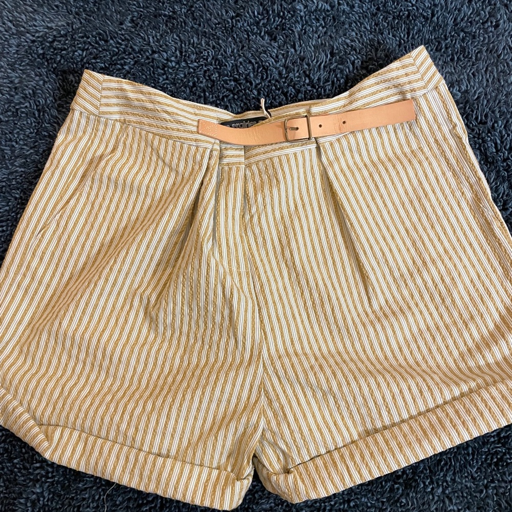 NWT Les Prairies De Paris Striped Shorts
